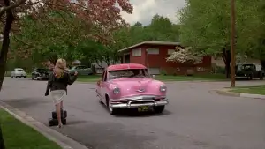 Backdrop to the movie "Cry-Baby" #944310