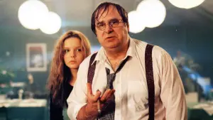 Backdrop to the movie "Sara" #684026