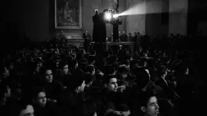 Backdrop to the movie "Shoeshine" #684607