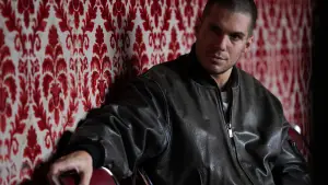 Backdrop to the movie "Beating Hearts" #600825