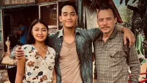 Backdrop to the movie "Greed" #700944