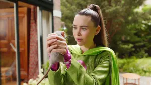 Backdrop to the movie "SuperMiss in the jungle" #542920