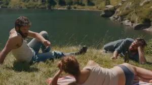 Backdrop to the movie "The Eight Mountains" #201146