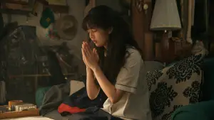 Backdrop to the movie "Love Untangled" #594294