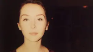 Backdrop to the movie "Mr In-Between" #481470