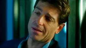 Backdrop to the movie "L