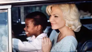 Backdrop to the movie "Love Field" #717852