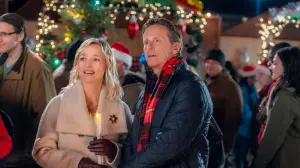 Backdrop to the movie "Return to Christmas Creek" #423268