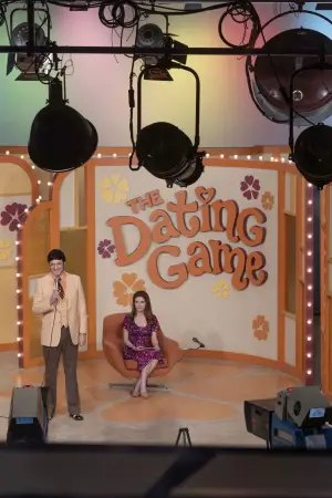 Poster to the movie "Woman of the Hour" #597111