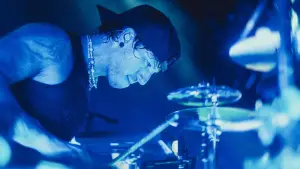 Backdrop to the movie "Twenty One Pilots: More Than We Ever Imagined" #767553