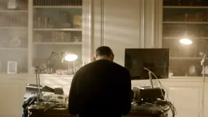 Backdrop to the movie "Transient" #781296