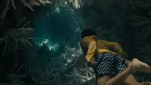 Backdrop to the movie "Old" #807699