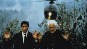 Backdrop to the movie "Camouflage" #466491