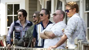 Backdrop to the movie "Finding Steve McQueen" #328175