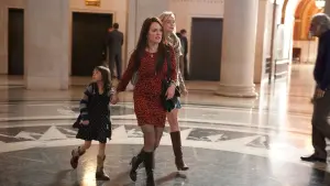 Backdrop to the movie "What Maisie Knew" #240983