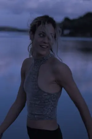 Poster to the movie "Animal" #197203