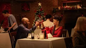 Backdrop to the movie "Holiday Rush" #361188