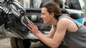 Backdrop to the movie "A-X-L" #292398