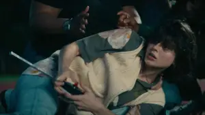 Backdrop to the movie "Bottoms" #657755