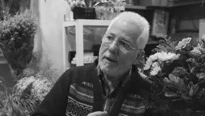 Backdrop to the movie "Labyrinth" #547004