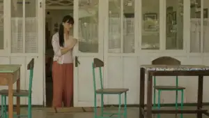 Backdrop to the movie "Ayah, Ini Arahnya Ke Mana, Ya?" #796720