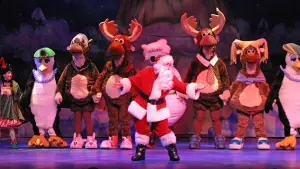 Backdrop to the movie "Mooseltoe" #767947