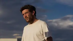 Backdrop to the movie "Rebuilding" #527821