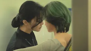 Backdrop to the movie "Green Night" #411504