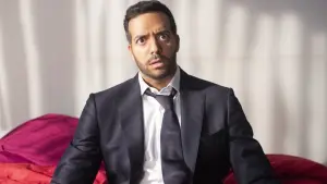 Backdrop to the movie "Natural Born Liar" #373167