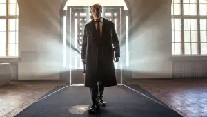 Backdrop to the movie "The Girl in the Fog" #263874