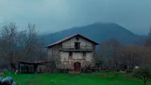 Backdrop to the movie "Negu Hurbilak" #758222