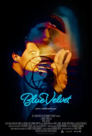 Poster to the movie "Blue Velvet" #204325