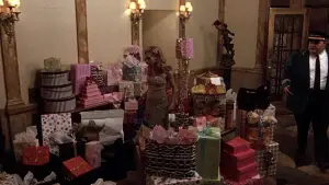 Backdrop to the movie "Uptown Girls" #810025