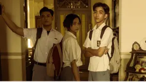 Backdrop to the movie "PENCOERIAN BALIK!" #423994