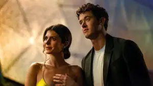 Backdrop to the movie "People We Meet on Vacation" #518736