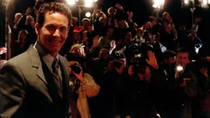 Backdrop to the movie "Paparazzi" #462194