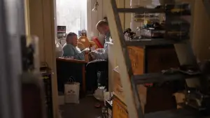 Backdrop to the movie "Henri" #802567