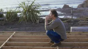 Backdrop to the movie "Life as a House" #243096