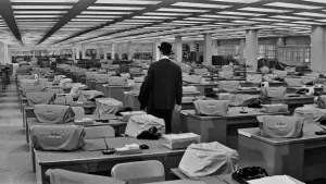 Backdrop to the movie "The Apartment" #660279