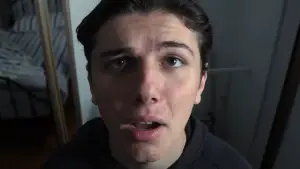 Backdrop to the movie "Iris" #571380