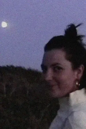 Poster to the movie "Home is where the heart is" #553495