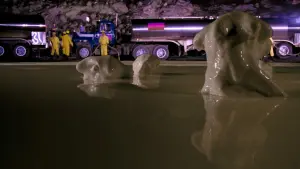 Backdrop to the movie "The Stuff" #391140