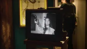 Backdrop to the movie "Eureka" #541483