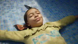 Backdrop to the movie "Happy Birthday" #767276