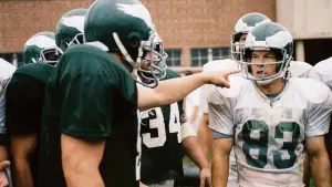 Backdrop to the movie "Invincible" #248612