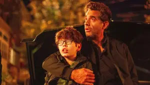 Backdrop to the movie "Ezra" #663304