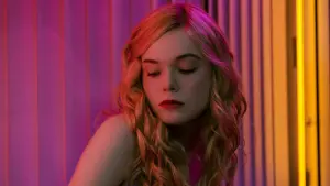 Backdrop to the movie "The Neon Demon" #281578