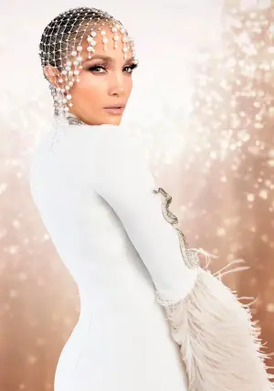 Poster to the movie "Marry Me" #267004