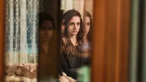 Backdrop to the movie "Life" #775880