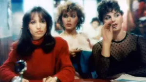 Backdrop to the movie "Broken Mirrors" #691302